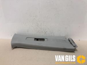 Begagnade Dörram, mitten, höger Opel Agila (B) 1.2 16V Pris € 30,00 Marginaltabell erbjuds av Van Gils Automotive