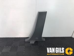 Begagnade Dörram, mitten, höger Opel Agila (B) 1.2 16V Pris € 30,00 Marginaltabell erbjuds av Van Gils Automotive