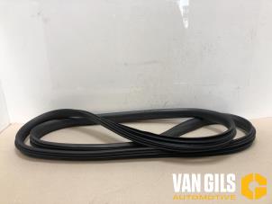 Gebruikte Portierrubber 4Deurs rechts-voor Volvo XC60 I (DZ) 3.0 T6 24V AWD Prijs op aanvraag aangeboden door Van Gils Automotive