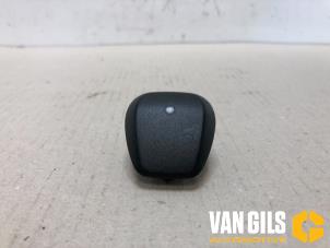 Gebruikte Lichtsensor Kia Rio IV (YB) 1.2 MPI 16V Prijs € 39,99 Margeregeling aangeboden door Van Gils Automotive