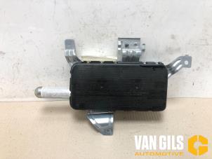 Begagnade Dörrairbag, 4-dörrars, höger fram Mercedes C (W203) 1.8 C-200K 16V Pris € 39,99 Marginaltabell erbjuds av Van Gils Automotive