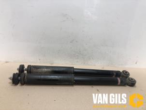 Gebruikte Schokdemper set Suzuki Celerio (LF) 1.0 12V Dualjet Prijs op aanvraag aangeboden door Van Gils Automotive