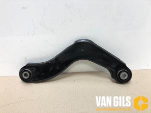 Begagnade Bakre övre gaffelben, vänster Lynk &amp; Co 01 1.5 PHEV Pris € 241,99 Inklusive moms erbjuds av Van Gils Automotive
