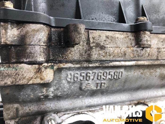 Motor van een Peugeot 207/207+ (WA/WC/WM) 1.6 16V 2006