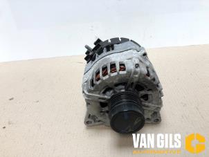 Gebruikte Alternator Mercedes A (177.0) 2.0 A-220 Turbo 16V Prijs € 375,00 Margeregeling aangeboden door Van Gils Automotive