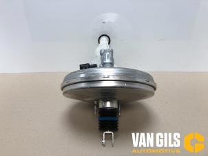 Gebruikte Rembooster Mercedes A (177.0) 2.0 A-220 Turbo 16V Prijs € 149,99 Margeregeling aangeboden door Van Gils Automotive