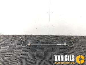 Gebruikte Stabilisatorstang achter Mercedes A (W176) 1.5 A-180 CDI, A-180d 16V Prijs € 40,00 Margeregeling aangeboden door Van Gils Automotive