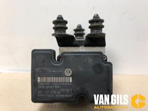 Begagnade ABS-pump Volkswagen Caddy III (2KA,2KH,2CA,2CH) 1.9 TDI Pris € 75,00 Marginaltabell erbjuds av Van Gils Automotive