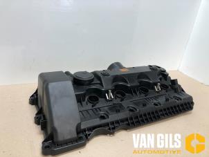 Używane Pokrywa zaworów BMW X5 (E53) 4.4i V8 32V Cena € 50,00 Procedura marży oferowane przez Van Gils Automotive