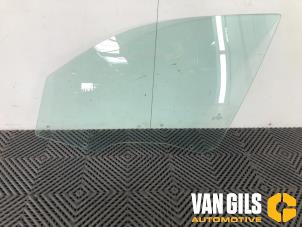 Begagnade Dörrfönster, 4-dörrars, vänster fram BMW 1 serie (E87/87N) 116i 1.6 16V Pris € 45,00 Marginaltabell erbjuds av Van Gils Automotive