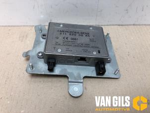 Gebruikte Antenne Versterker Mercedes S (W221) 4.7 S-450 32V Prijs € 30,00 Margeregeling aangeboden door Van Gils Automotive