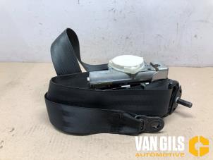 Gebruikte Veiligheidsgordel rechts-voor Ford Fiesta 6 (JA8) 1.4 16V Prijs € 85,00 Margeregeling aangeboden door Van Gils Automotive