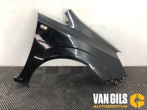 Gebruikte Scherm rechts-voor Opel Zafira (M75) 1.8 16V Ecotec Prijs € 65,00 Margeregeling aangeboden door Van Gils Automotive