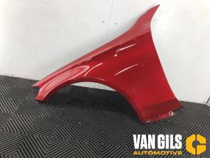 Begagnade Framskärm, vänster Mercedes C (W205) C-300 2.0 Turbo 16V Pris € 350,00 Marginaltabell erbjuds av Van Gils Automotive