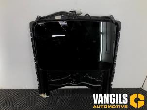 Begagnade Panoramatak BMW 5 serie (F10) 530i 24V TwinPower Turbo Pris € 325,00 Marginaltabell erbjuds av Van Gils Automotive