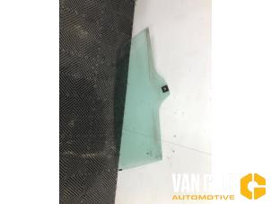 Gebruikte Portierruit 2Deurs rechts Fiat Punto Evo (199) 1.3 JTD Multijet 85 16V Euro 5 Prijs € 45,00 Margeregeling aangeboden door Van Gils Automotive