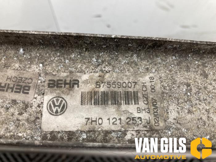 Kylare från en Volkswagen Transporter T5 2.5 TDi PF 2007