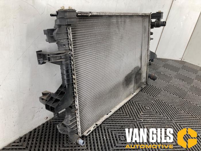 Kylare från en Volkswagen Transporter T5 2.5 TDi PF 2007