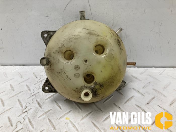 Expansionskärl från en Volkswagen Transporter T5 2.5 TDi PF 2007
