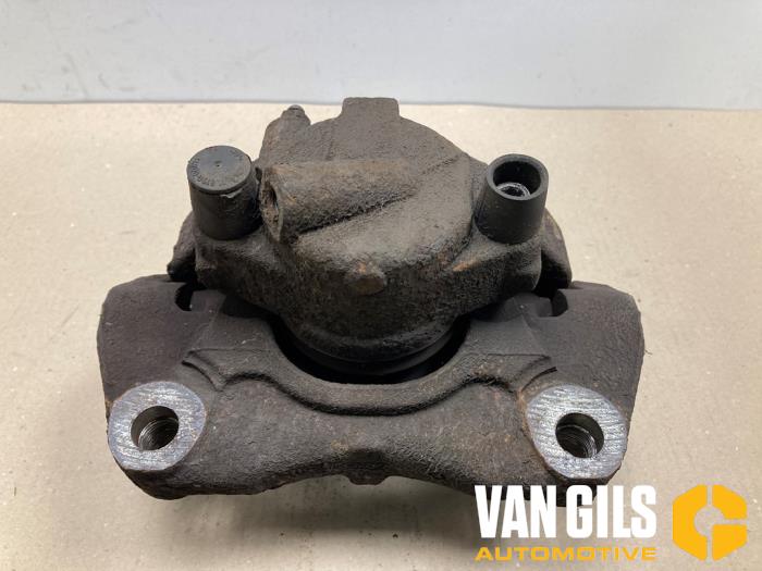 Främre bromsok, vänster från en Volkswagen Transporter T5 2.5 TDi PF 2007