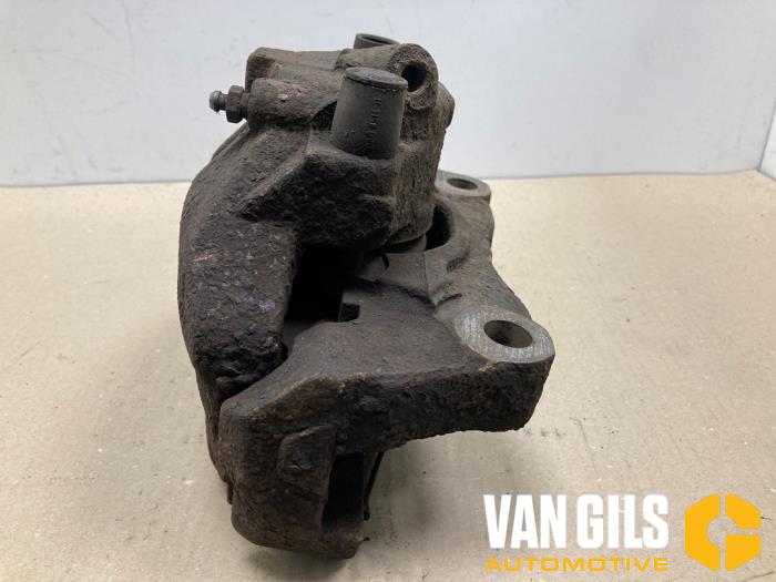 Främre bromsok, vänster från en Volkswagen Transporter T5 2.5 TDi PF 2007