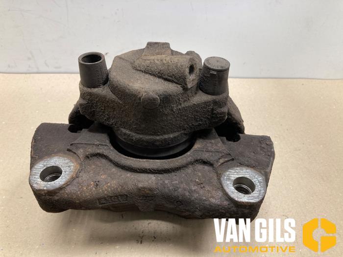 Främre bromsok, höger från en Volkswagen Transporter T5 2.5 TDi PF 2007