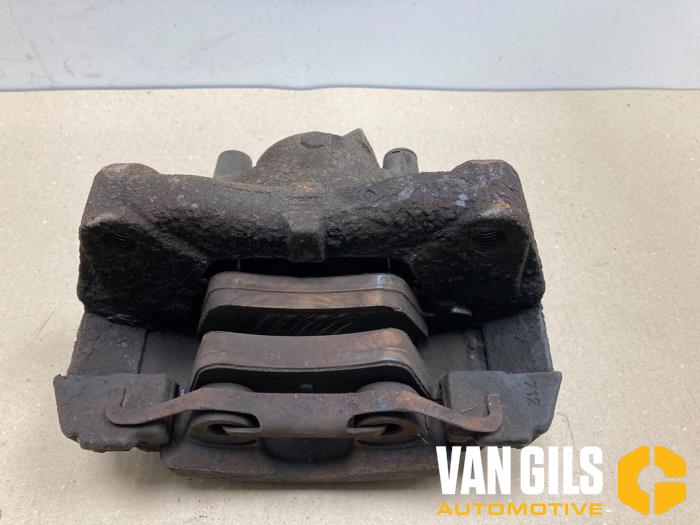 Främre bromsok, höger från en Volkswagen Transporter T5 2.5 TDi PF 2007