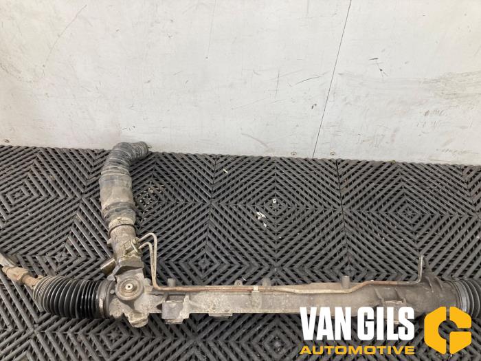 Servostyrningsbox från en Volkswagen Transporter T5 2.5 TDi PF 2007
