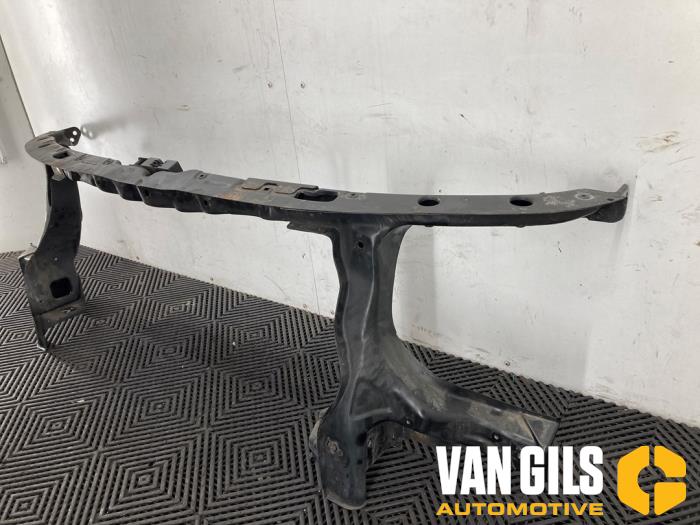 Front från en Volkswagen Transporter T5 2.5 TDi PF 2007