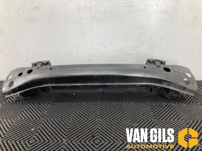 Främre stötfångarram från en Volkswagen Transporter T5 2.5 TDi PF 2007