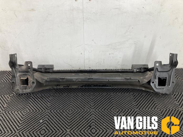 Främre stötfångarram från en Volkswagen Transporter T5 2.5 TDi PF 2007