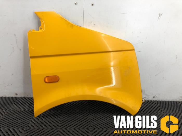 Framskärm, höger från en Volkswagen Transporter T5 2.5 TDi PF 2007