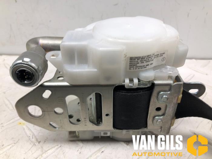 Främre säkerhetsbälte, vänster från en Lexus IS (E1)  2006