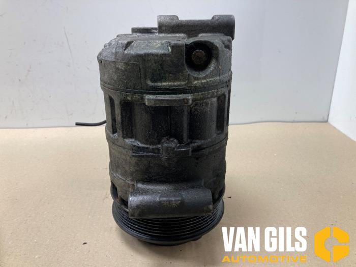 Luftkonditioneringspump från en Mercedes-Benz Sprinter 4t (904) 416 CDI 20V 2005