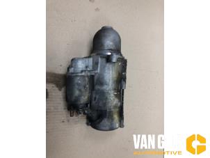 Używane Rozrusznik Opel Vectra C GTS 2.2 DIG 16V Cena € 30,00 Procedura marży oferowane przez Van Gils Automotive