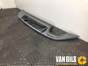 Begagnade Diffuser, bakre stötfångare Volkswagen Touran (5T1) Pris € 50,00 Marginaltabell erbjuds av Van Gils Automotive