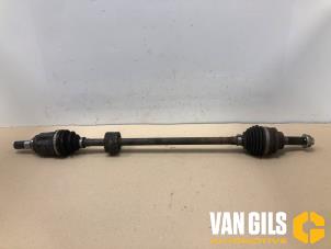 Gebruikte Homokineetas rechts-voor Suzuki Celerio (LF) 1.0 12V Dualjet Prijs op aanvraag aangeboden door Van Gils Automotive