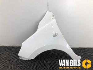 Gebruikte Scherm links-voor Suzuki Celerio (LF) 1.0 12V Dualjet Prijs € 225,00 Margeregeling aangeboden door Van Gils Automotive