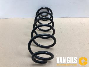 Gebruikte Schroefveer achter Citroen C4 Cactus (0B/0P) 1.2 PureTech 110 12V Prijs op aanvraag aangeboden door Van Gils Automotive