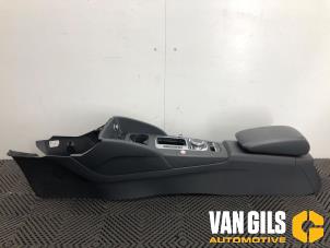 Begagnade Mittkonsol Audi RS 3 Sportback (8VA/8VF) 2.5 TFSI 20V Quattro Pris € 375,00 Marginaltabell erbjuds av Van Gils Automotive