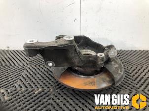 Gebruikte Fusee links-achter Volkswagen T-Roc I 2.0 TSI 16V 4Motion Prijs op aanvraag aangeboden door Van Gils Automotive
