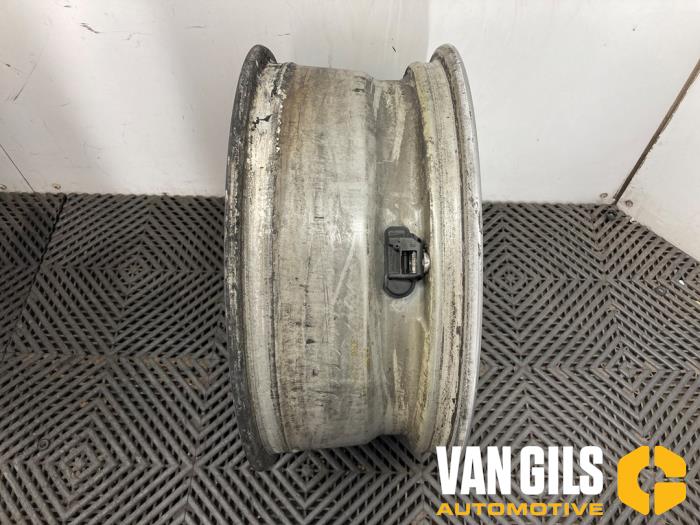 Hjuluppsättning + däck från en Mercedes-Benz C Estate (S205) C-180 BlueTEC, C-180 d 1.6 16V 2016