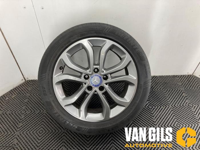 Hjuluppsättning + däck från en Mercedes-Benz C Estate (S205) C-180 BlueTEC, C-180 d 1.6 16V 2016