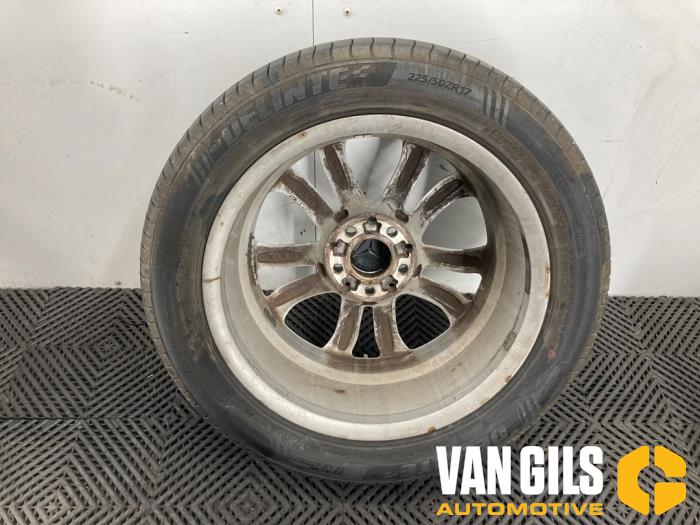 Hjuluppsättning + däck från en Mercedes-Benz C Estate (S205) C-180 BlueTEC, C-180 d 1.6 16V 2016