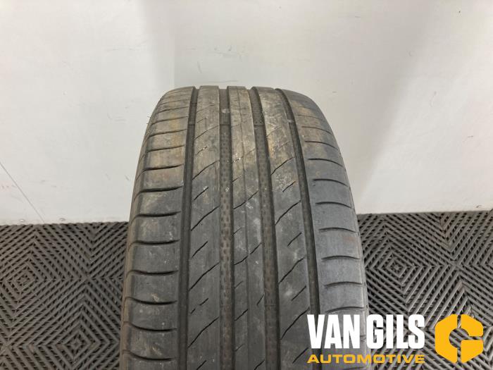 Hjuluppsättning + däck från en Mercedes-Benz C Estate (S205) C-180 BlueTEC, C-180 d 1.6 16V 2016