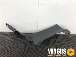 Gebruikte C-stijl afdekkap rechts Audi A3 Limousine (8VS/8VM) 1.5 TFSI 16V Prijs € 29,99 Margeregeling aangeboden door Van Gils Automotive