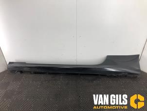 Gebruikte Sideskirt links Mercedes E (C238) E-200 2.0 Turbo 16V Prijs € 99,99 Margeregeling aangeboden door Van Gils Automotive