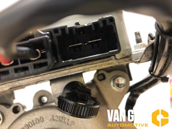 Rattstångshölje (komplett) från en Peugeot 108 1.0 12V 2014