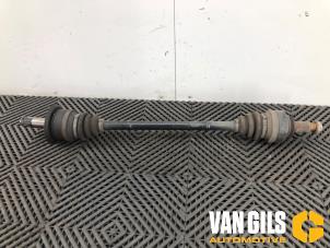 Begagnade Drivaxel, höger bak BMW 3 serie Touring (F31) 318d 2.0 16V Pris på förfrågan erbjuds av Van Gils Automotive