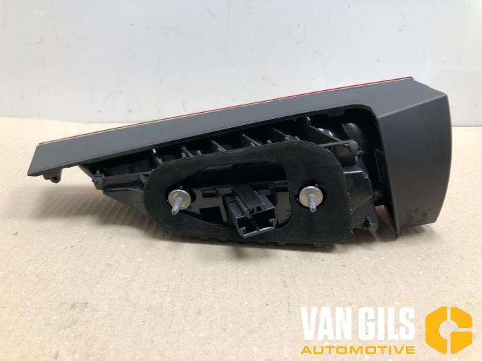 Baklykta, höger från en Skoda Scala 1.5 TSI 2019